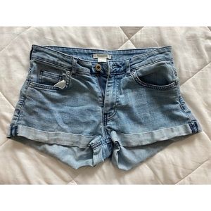 H&M comfy, stretchy shorts, size 2